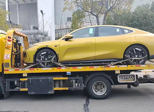 隆林道路救援拖车